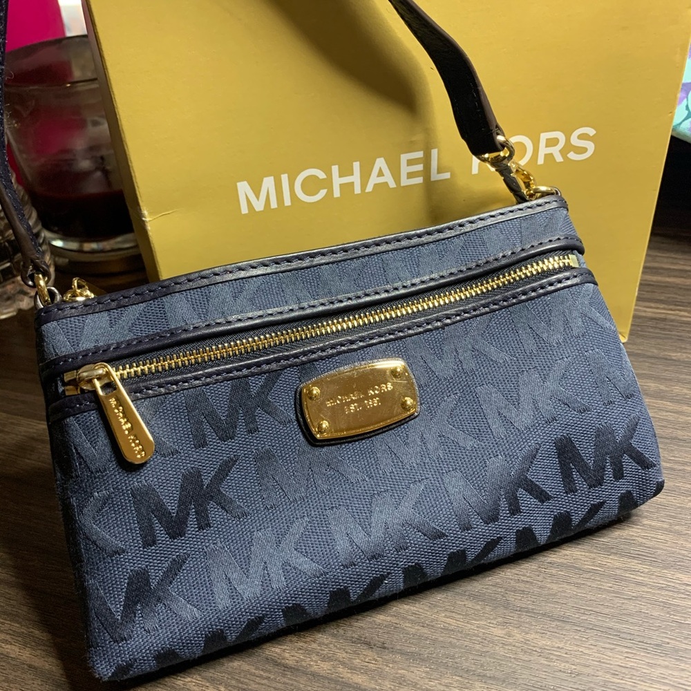 Michael Kors hand wallet
